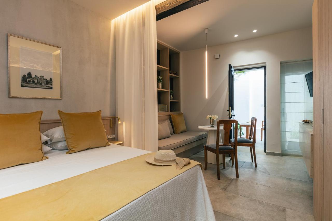 Casa Di Georgios Luxury Suites Agios Andonios  Ngoại thất bức ảnh